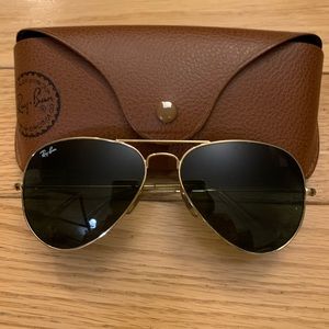 Ray Ban Classic Aviator Green lenses and Gold frame